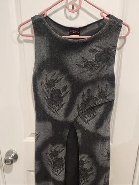 Sassy Metallic Gray Floral Sheath Tunic Vintage